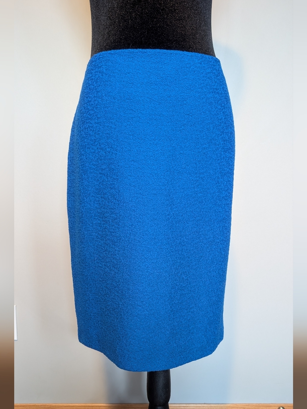 St. John Electric Blue Bouclé Pencil Skirt